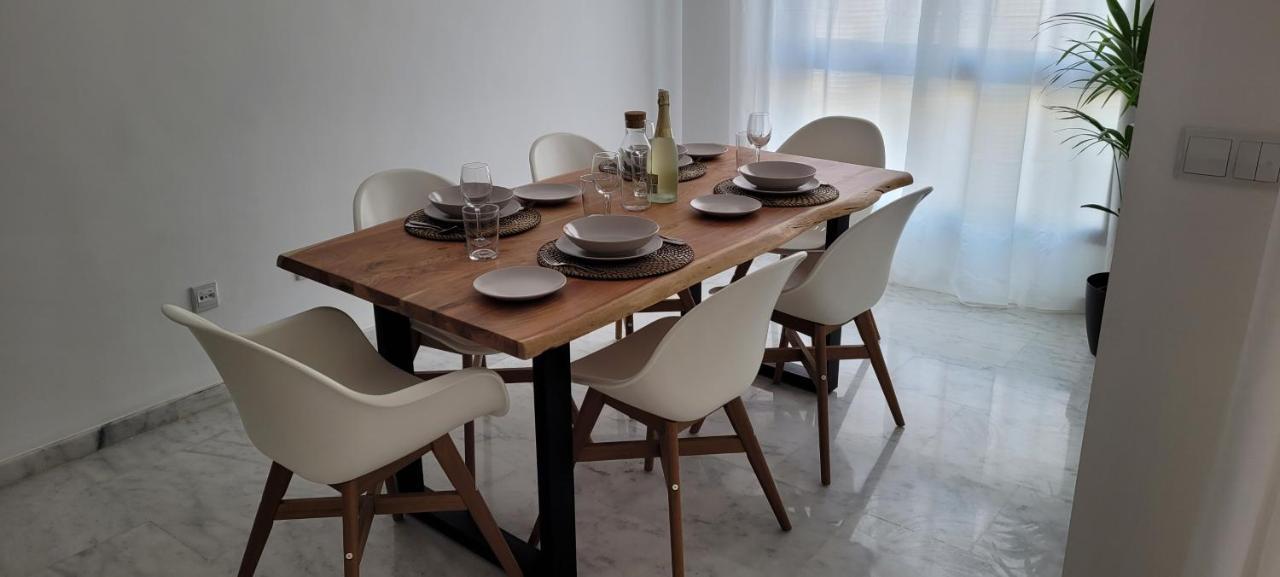 Apartment Luxury In The Heart Of & 200mtrs From The Sea *
